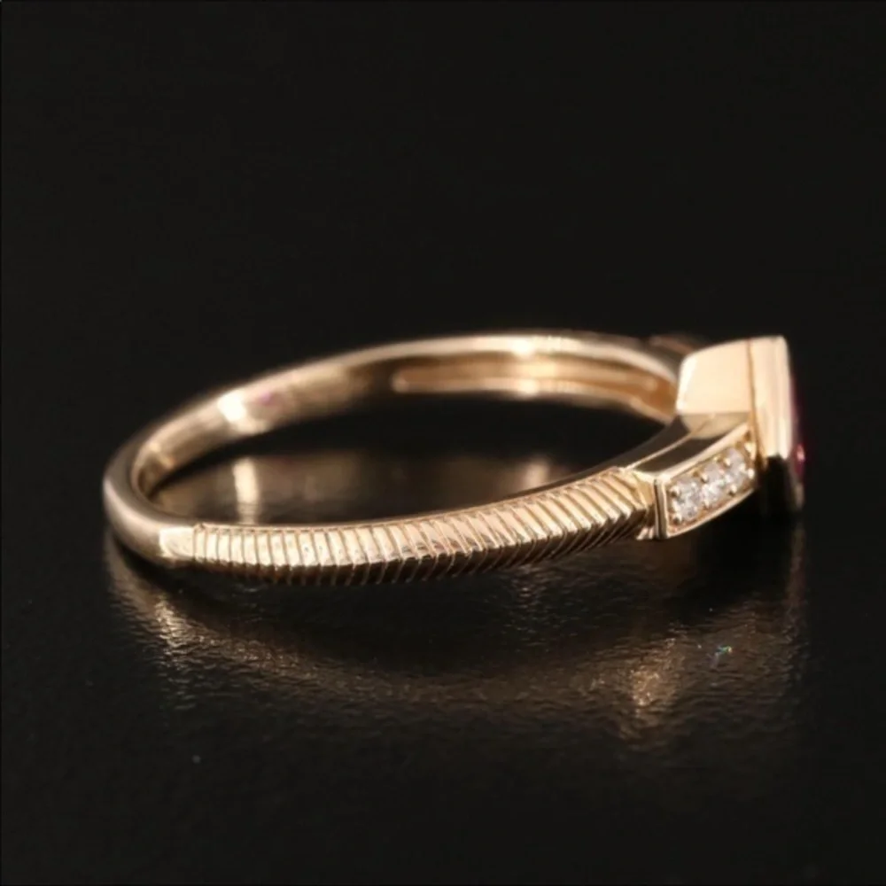 Judith Ripka Ruby Diamond 14k yellow gold ring